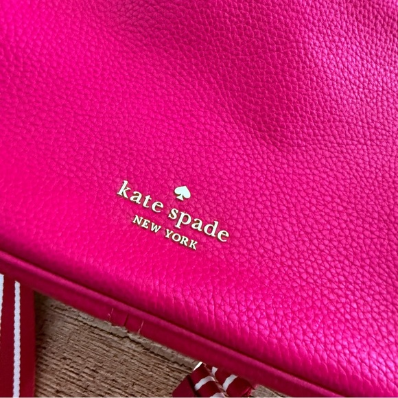 NWOT Kate Spade New York Rosie Small Pebbled Leather Crossbody Bag - Picture 4 of 12